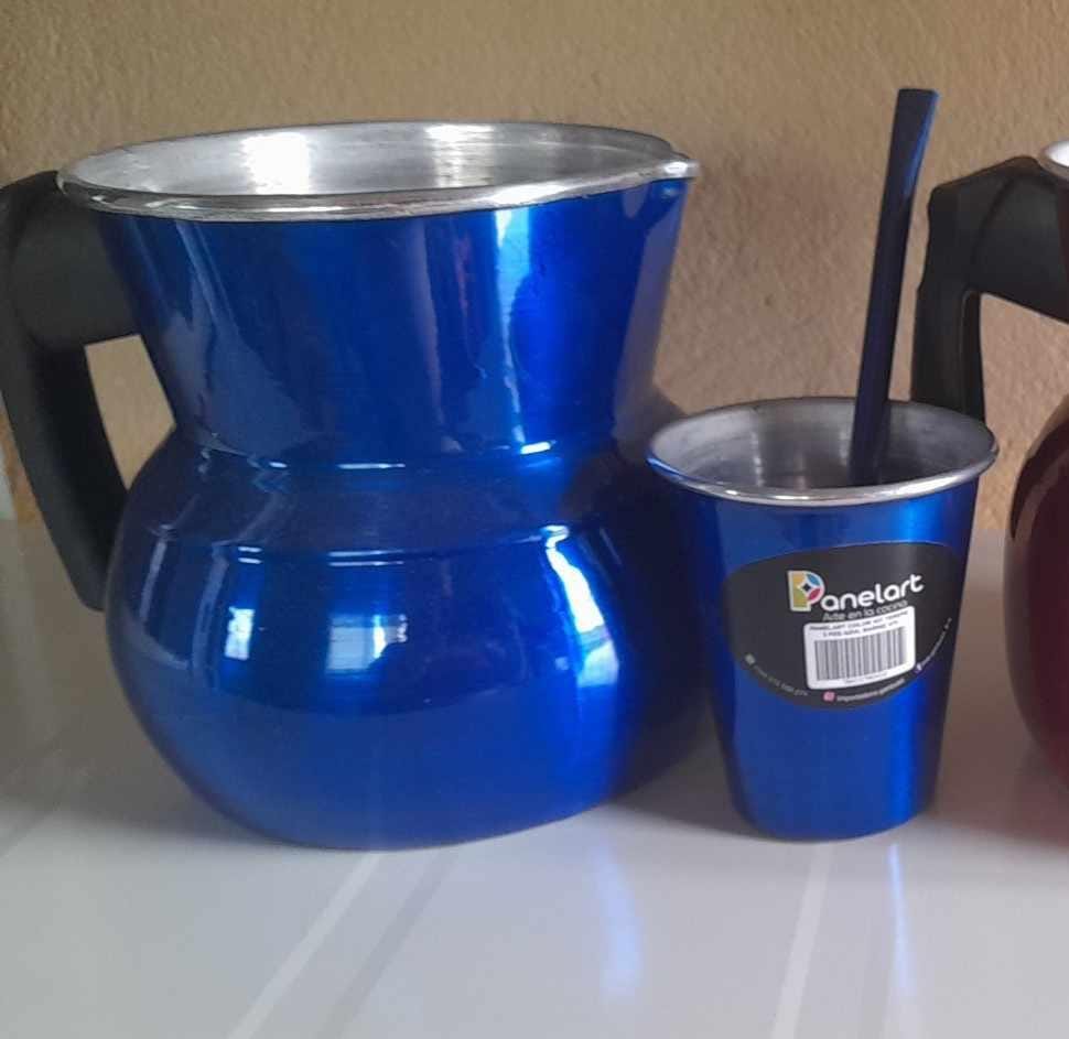 JARRA DE ACERO 2L CON VASO Y BOMBILLA